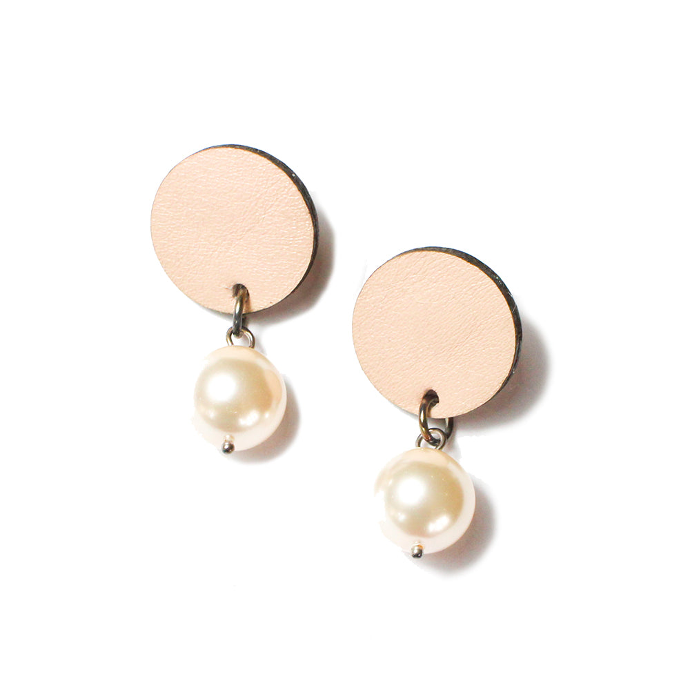 Dark Horse Eve Pearl & Leather Stud Ear-Rings - Blush