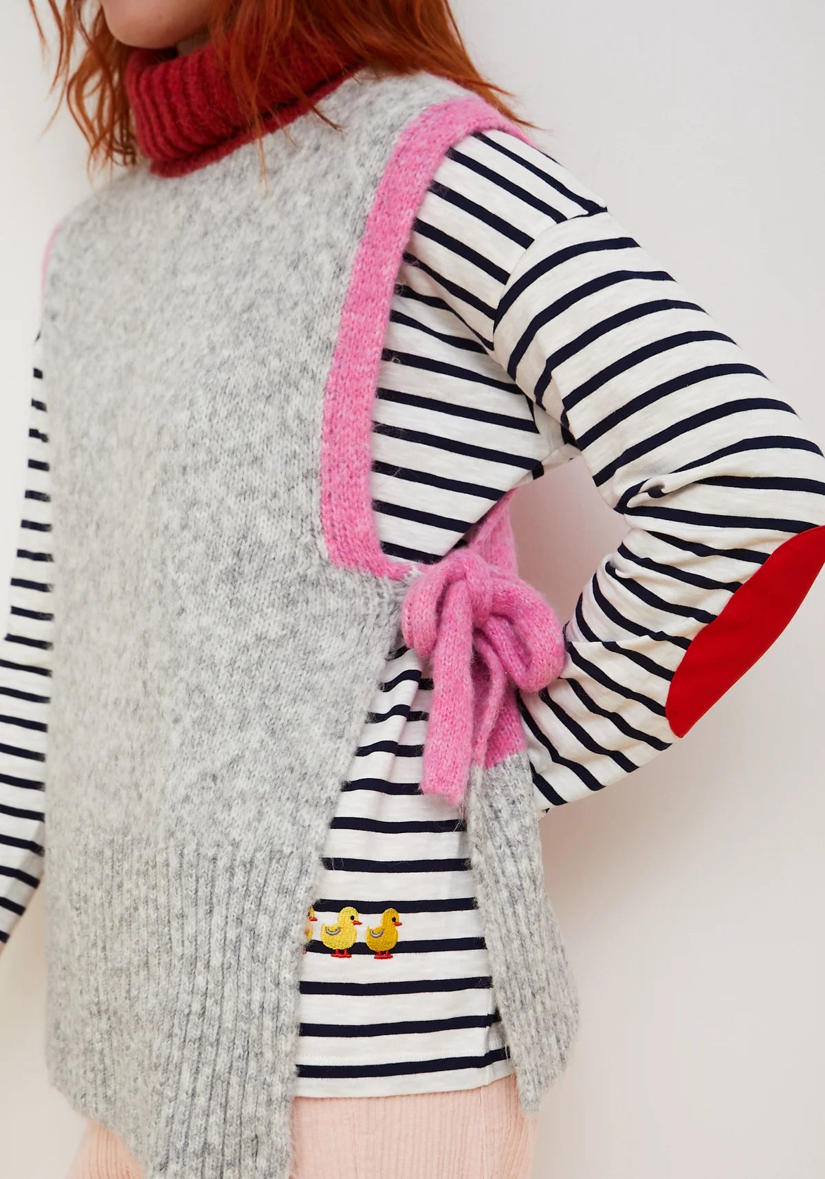 Grey & Pink Knitted Vest - Chaleco Clue | Dr.Bloom
