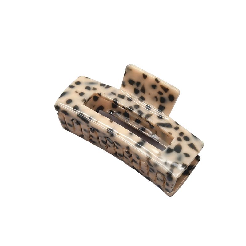 Resin Claw Hair Clip Light Taupe Spot