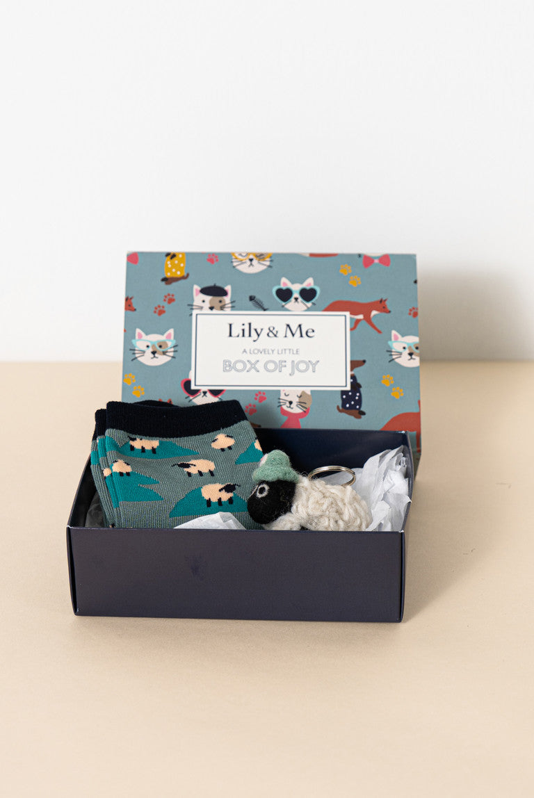 Sheep Bamboo Socks & Keyring Giftbox