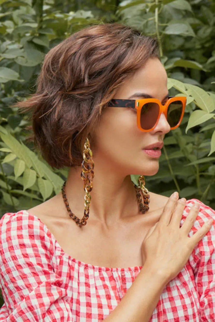 Sunglasses chain in tortoiseshell