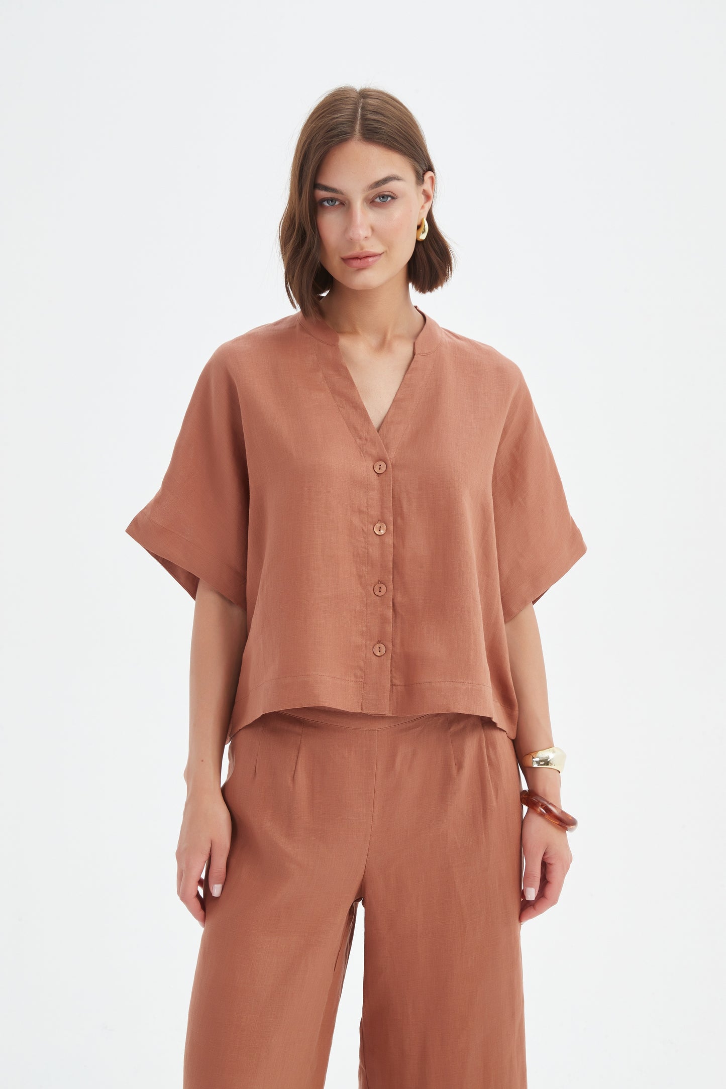 Cedar Boxy Button Through Linen Shirt | Tirelli