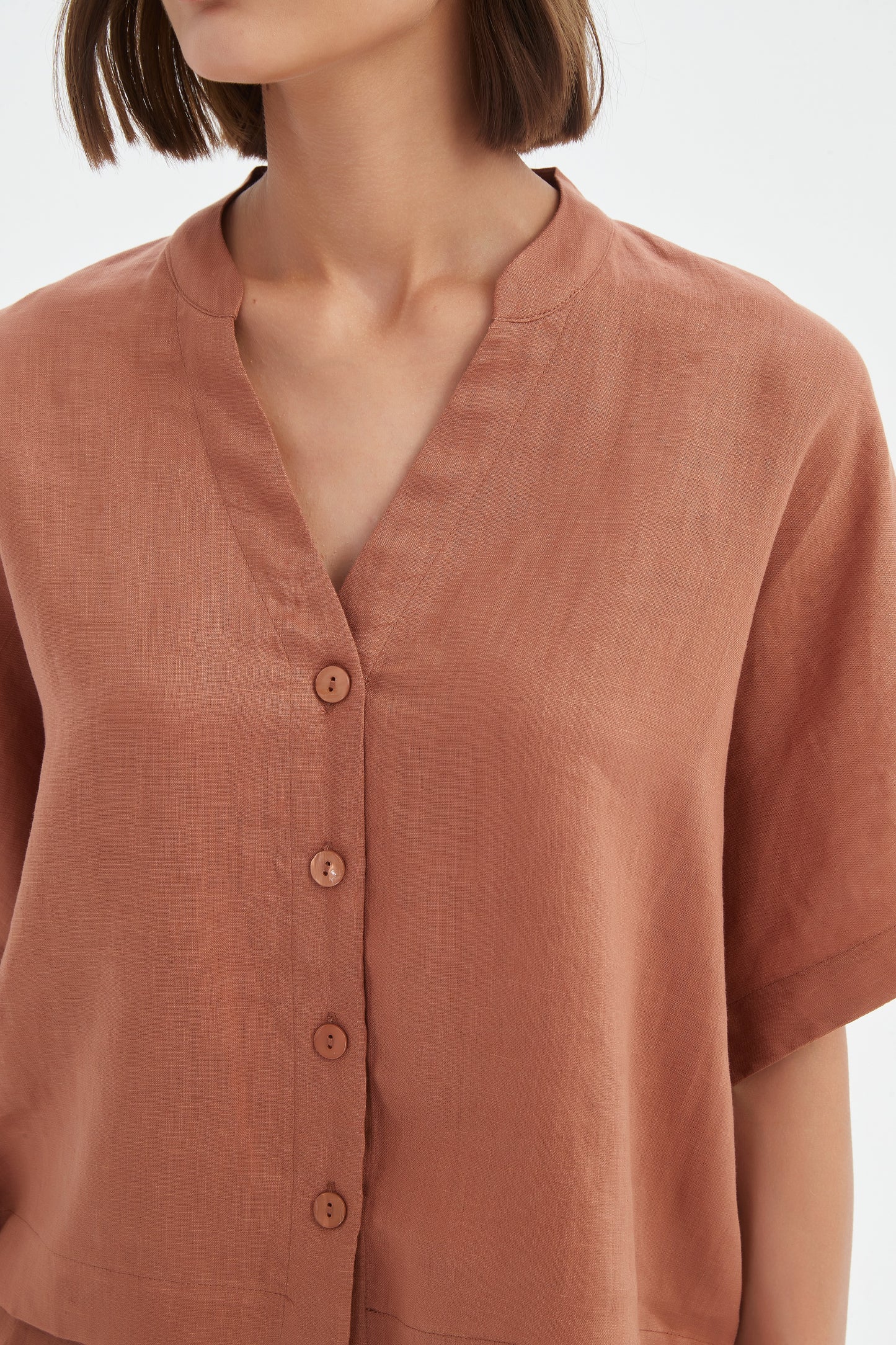 Cedar Boxy Button Through Linen Shirt | Tirelli