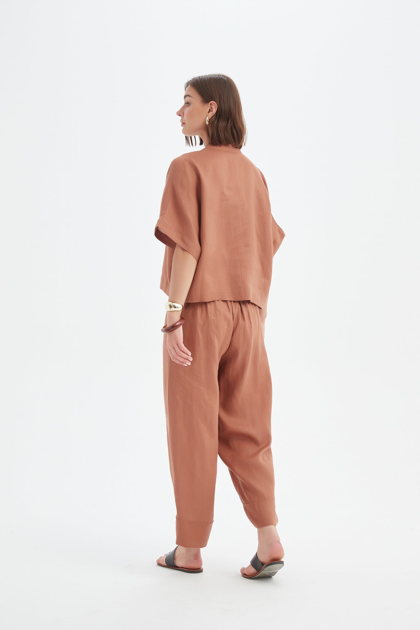 Cedar Boxy Button Through Linen Shirt | Tirelli
