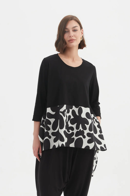 Ava Black and White Print Top | Tirelli