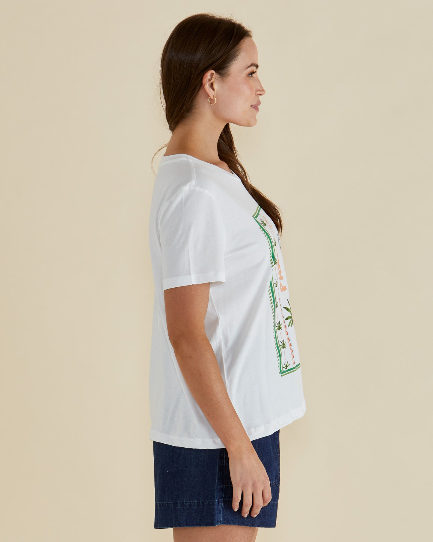 Crew Neck Paradise Beach Print Crew T.Shirt - Ellia | Betty Basics Style 1092PBP