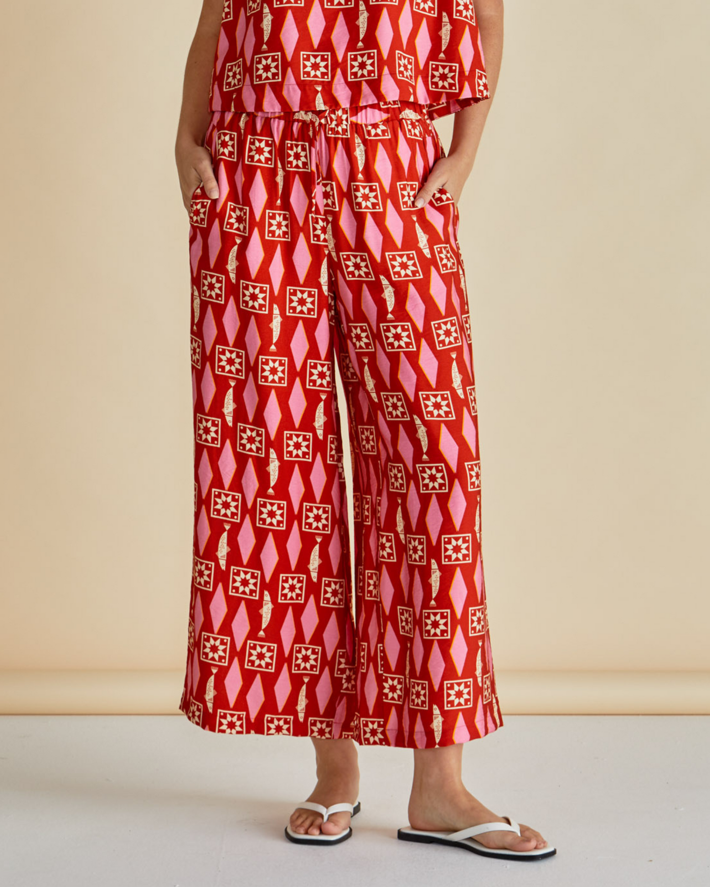 Sardinia Printed Wide Leg Trousers | Betty Basics Style 8483