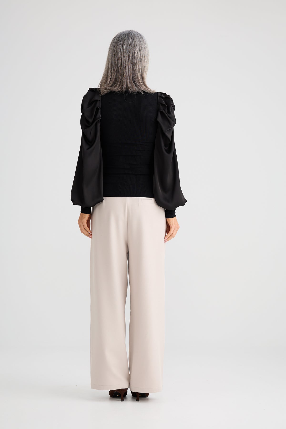 Black Elisabeth Top | Brave & True BT26001