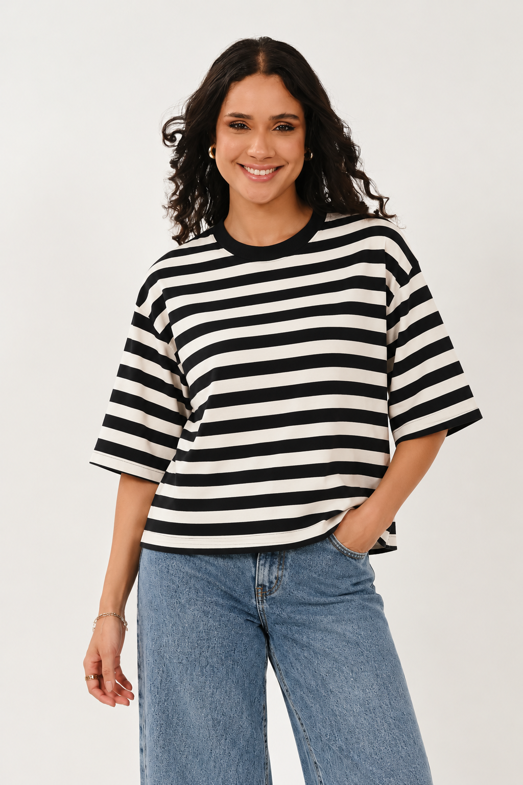 Relaxed Fit Stripe T-Shirt – Black & Cream | Saige by Nomads