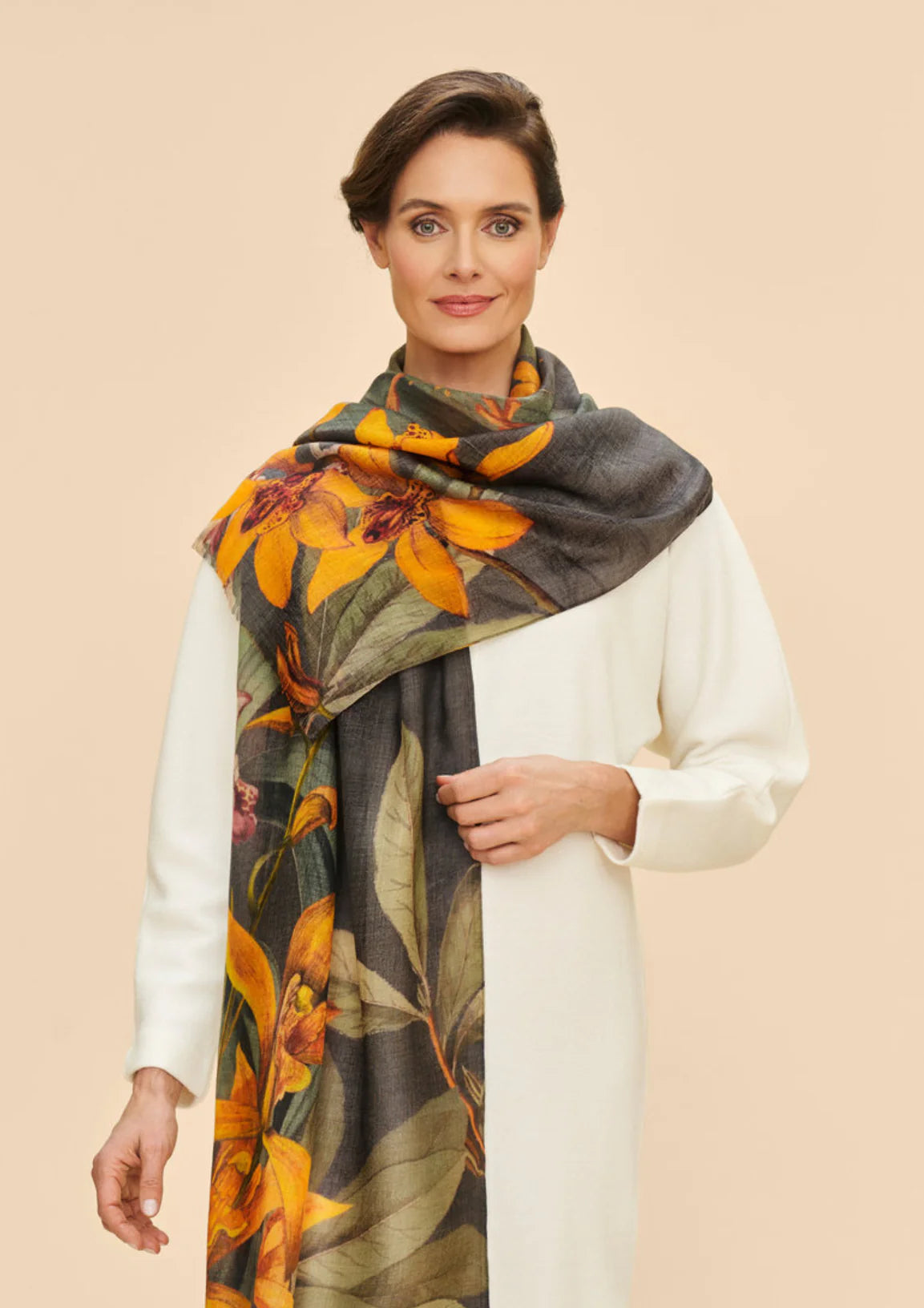 Botany Bliss Wool Wrap Scarf in Charcoal | Powder
