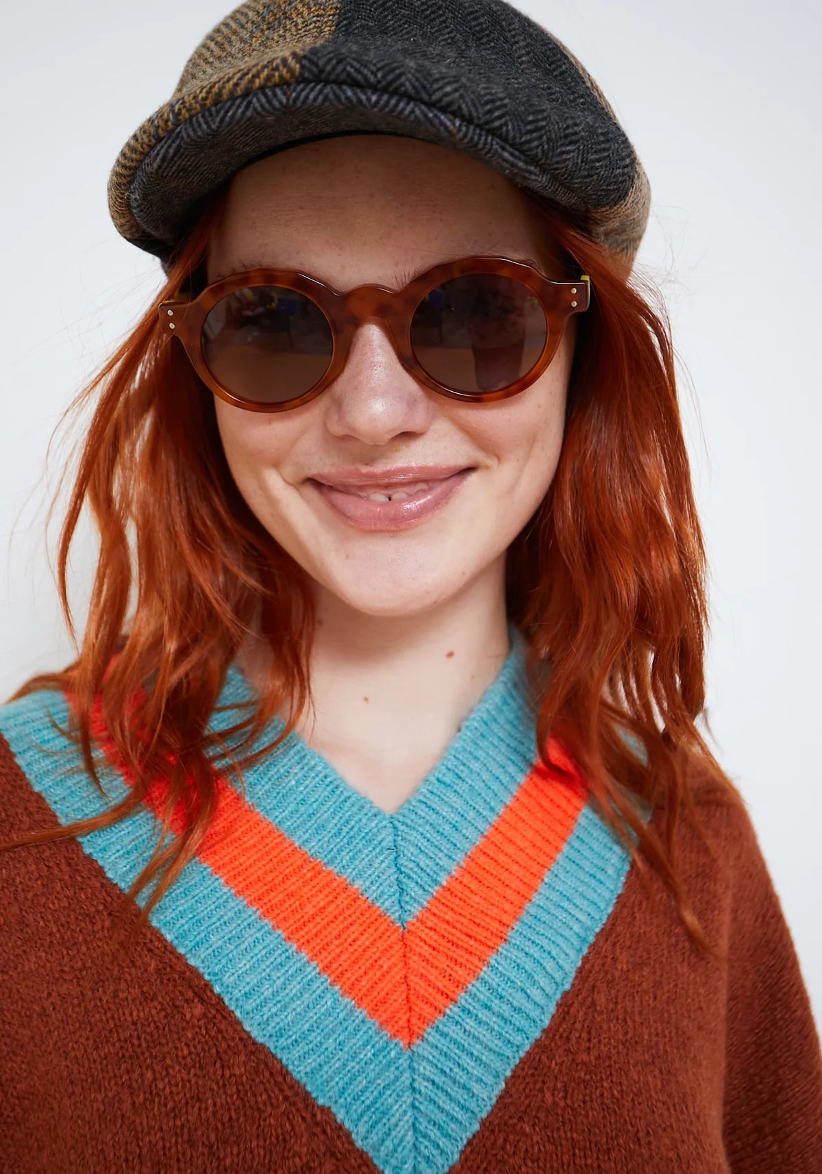 Brown Hug Jumper | Dr.Bloom