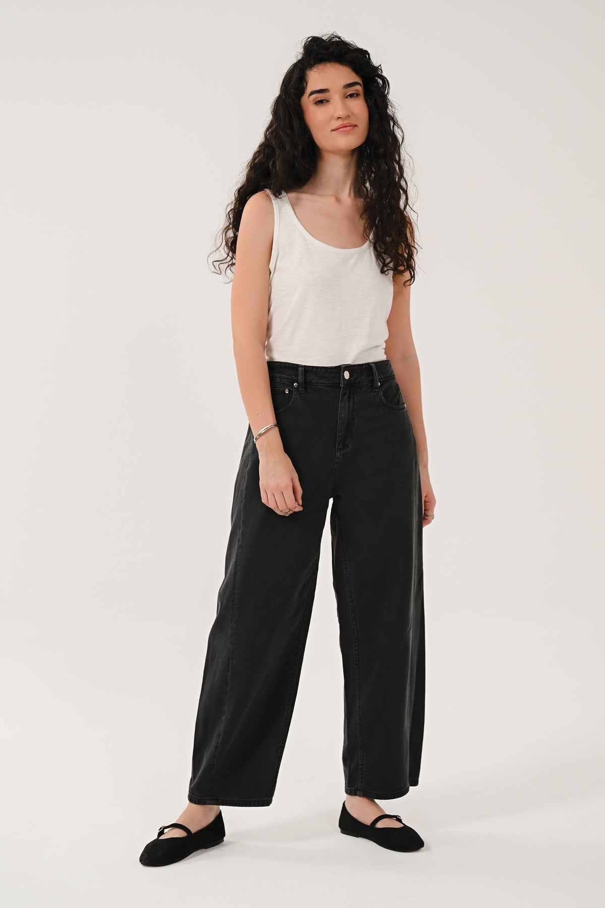 Black Denim Barrel Leg Jeans | Saige by Nomads CD1315