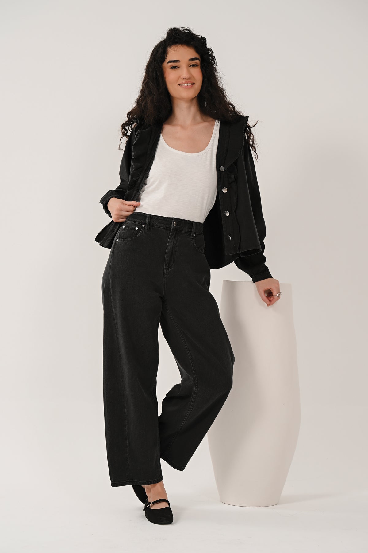 Black Denim Barrel Leg Jeans | Saige by Nomads CD1315