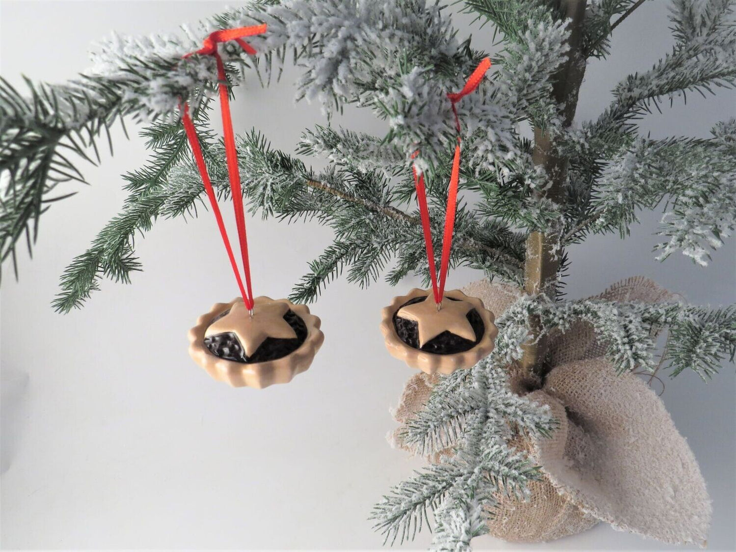 Ceramic Mince Pie Tree Decoration | Giftware Trading UK