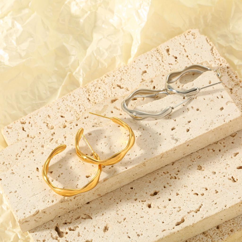 Molton Hoop Silver Earrings | Silver