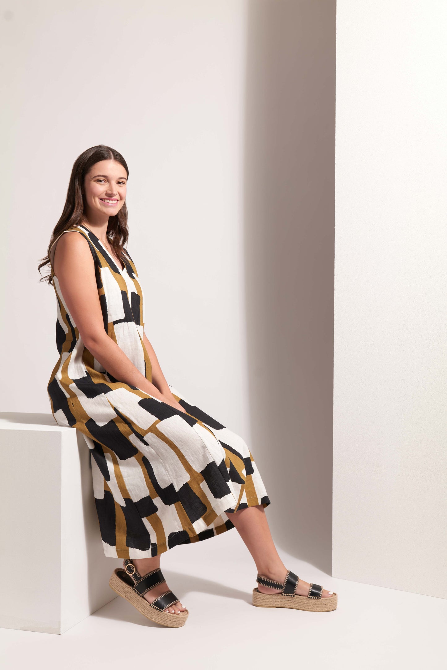 Generosity Dress in Art Box Print | Foil FO8229