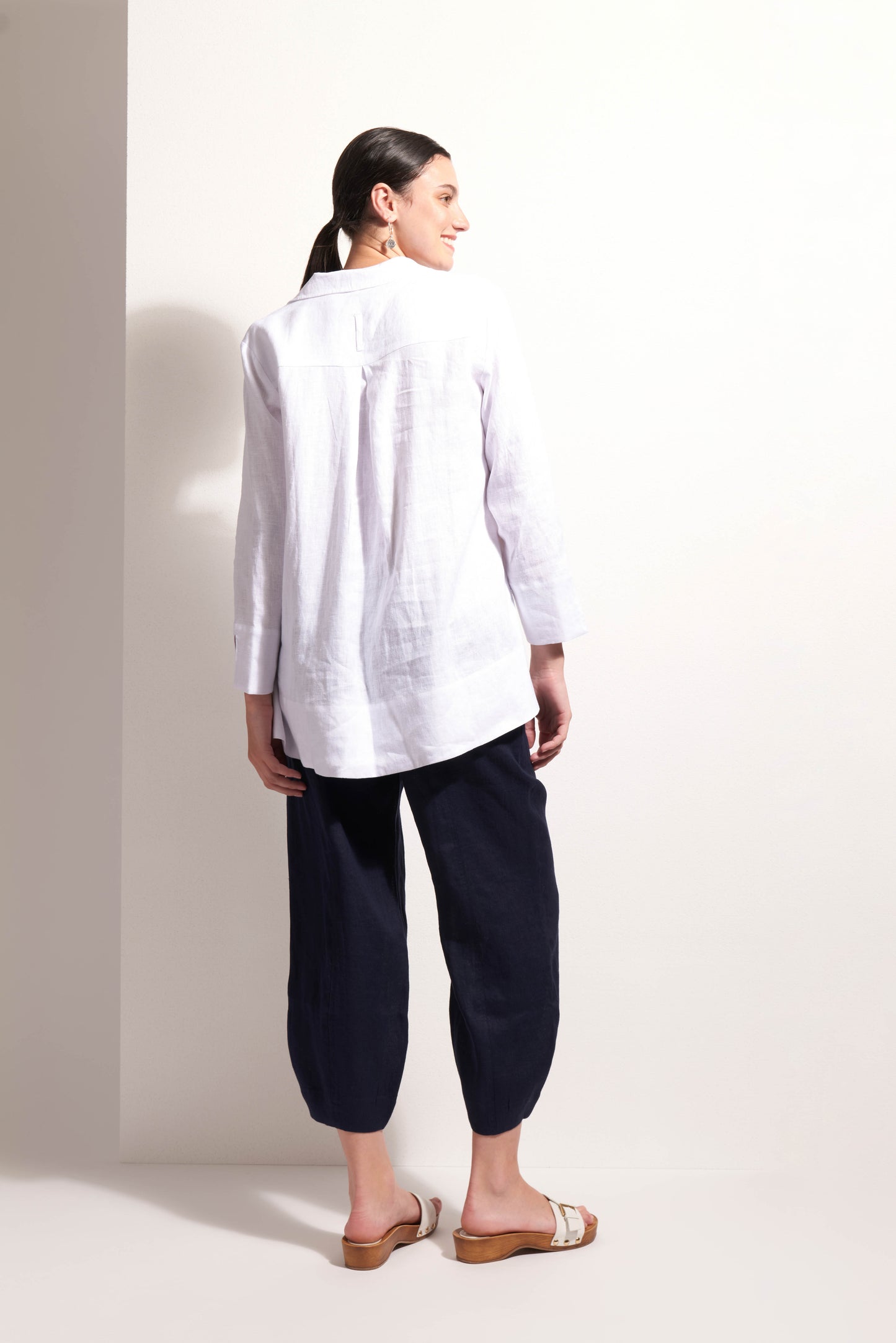 Artists Choice White Linen Shirt | Foil FO8297