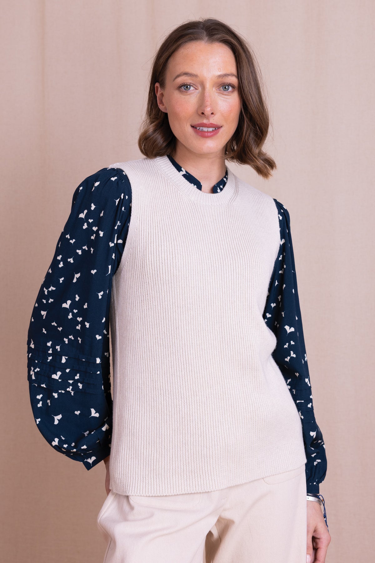 Wax Organic Cotton Knitted Vest | Nomads KO7097WAX