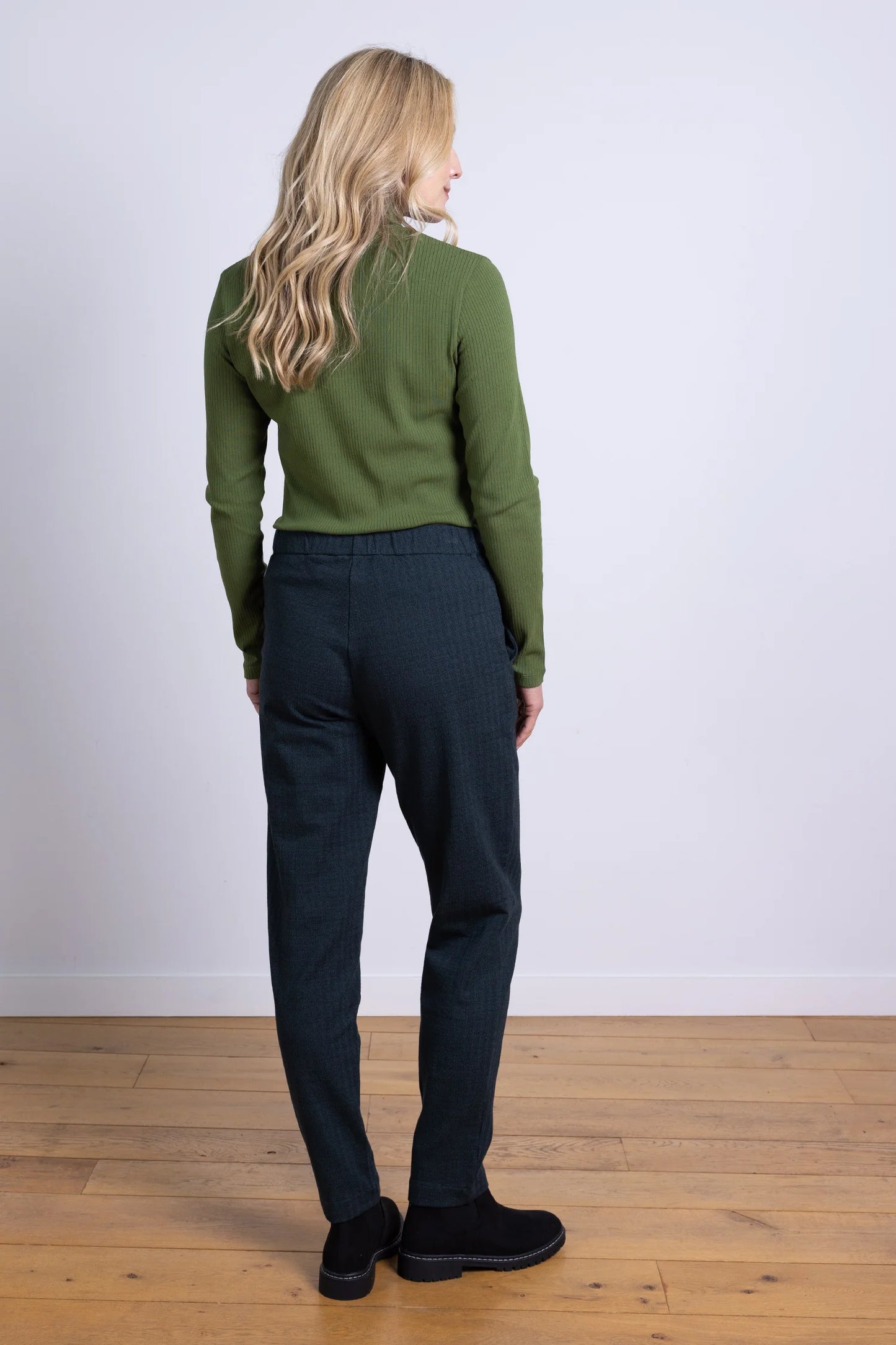 Organic Cotton Slim Leg Trousers - Midnight | Nomads