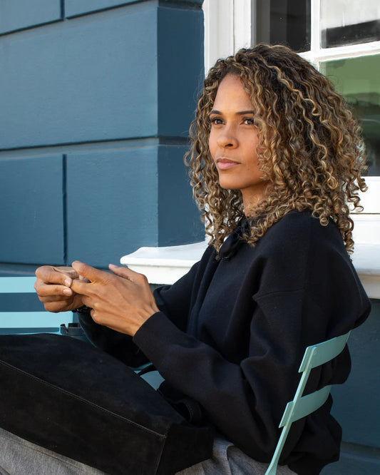 Uma Classic Boyfriend Jumper | Black | Chalk
