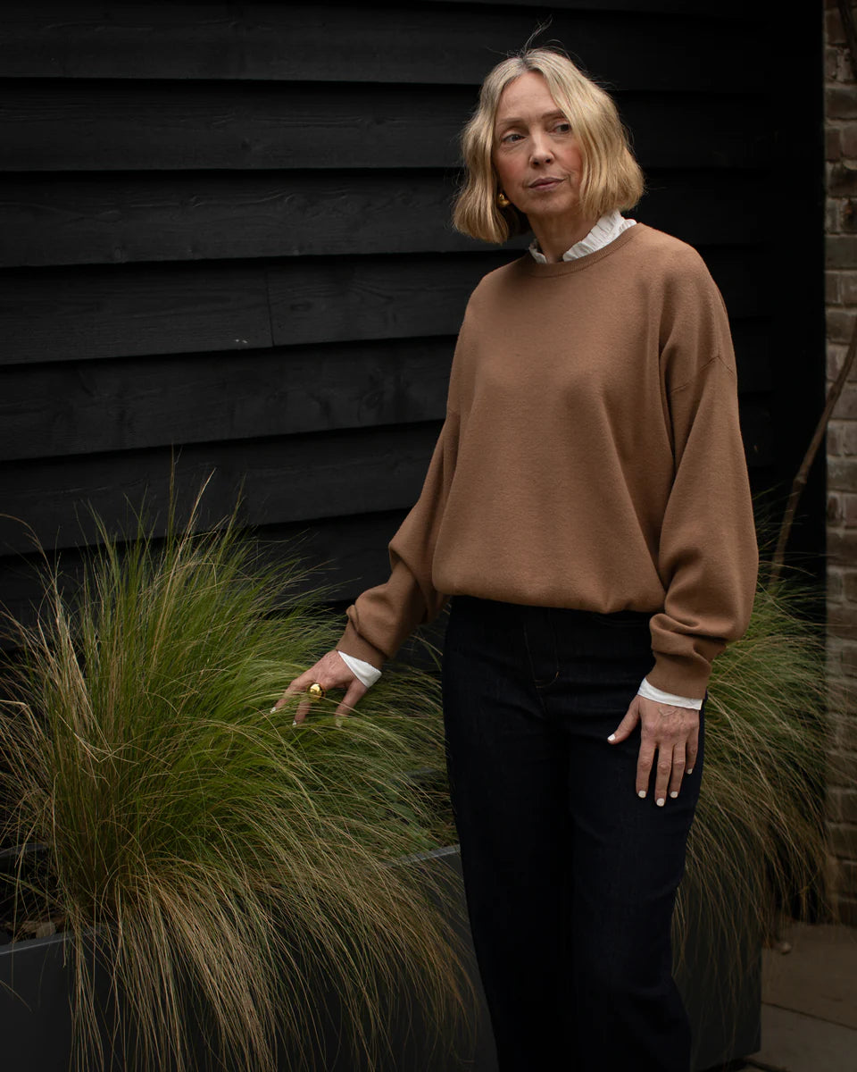 Uma Classic Boyfriend Jumper | Brick | Chalk