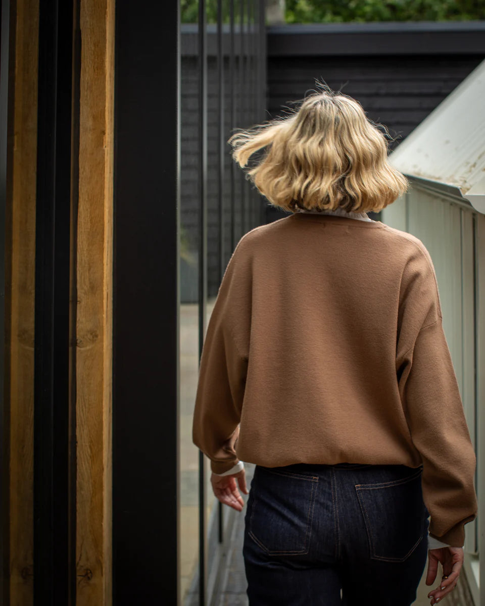 Uma Classic Boyfriend Jumper | Brick | Chalk