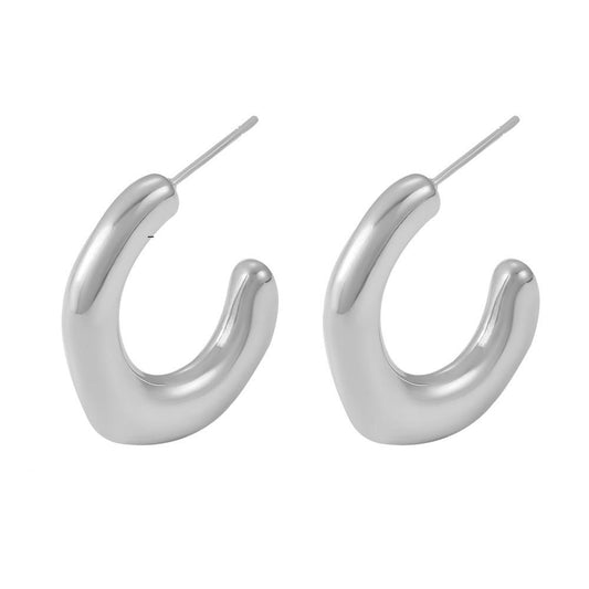 Misshape Flat C-shaped Curve Earring in Silver