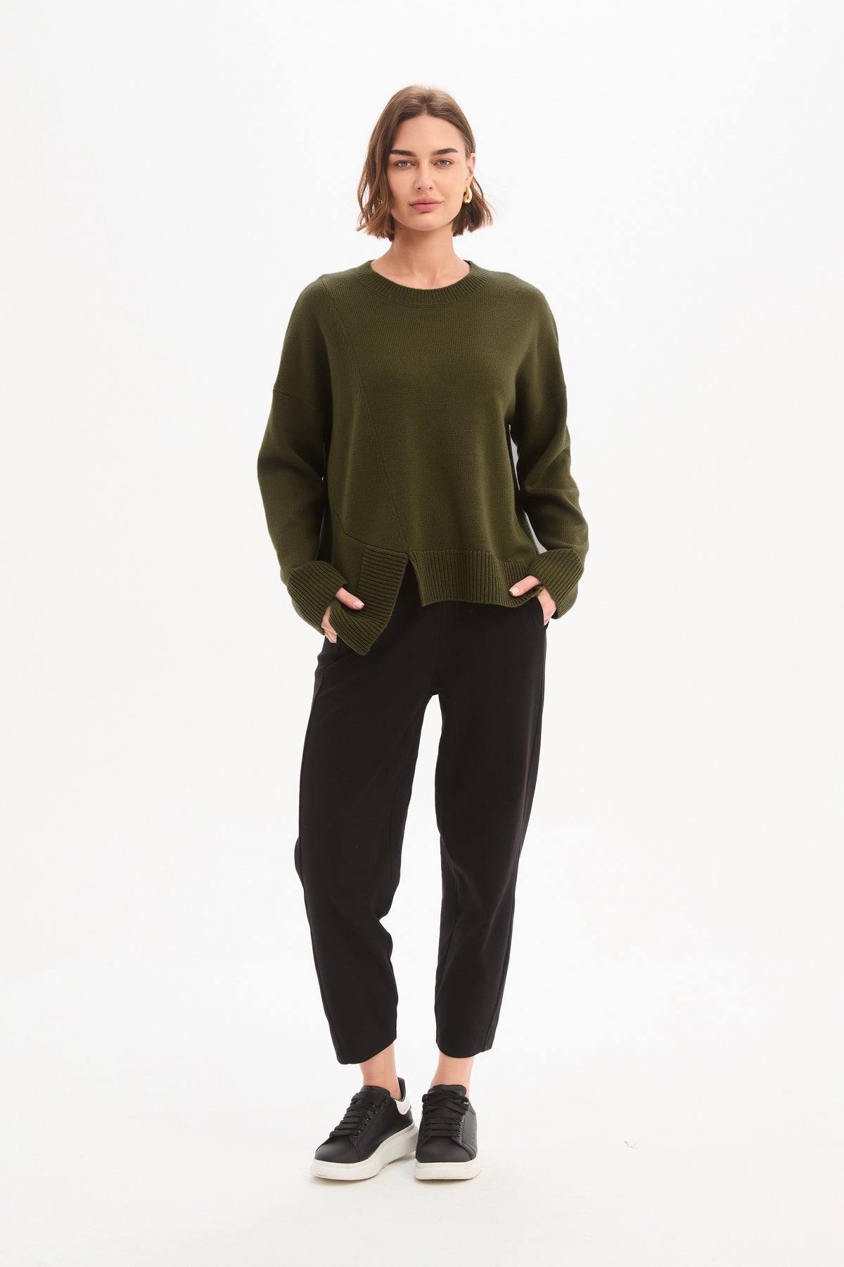 Tirelli Asymmetric Rib Detail Knit – Khaki | 26K3814
